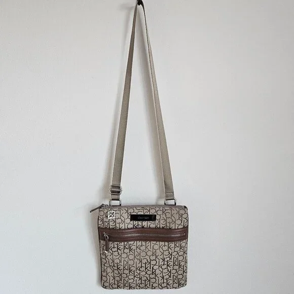 Calvin Klein CK Logo Crossbody Bag Beige Brown Multi Pocket Organizer NWOT - Picture 6 of 12